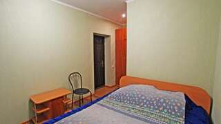 Гостевой дом Barhat Скадовск Двухместный номер с 1 кроватью и собственной ванной комнатой-5